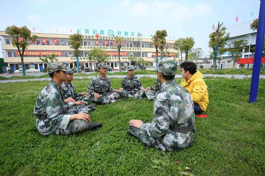 孩子不想去上学了怎么办？要怎么正确的沟通呢？(图1)